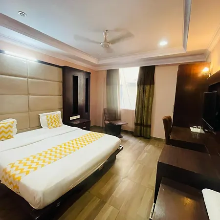Hotel Imperial Inn - Nehru Place